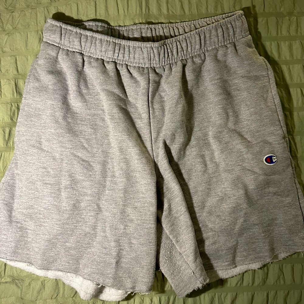 Champion sweat shorts women’s size medium gray shorts worn once great condition